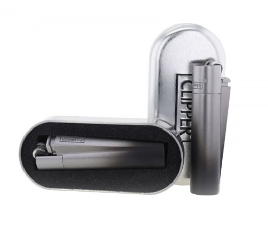 Clipper Metal Refillable Lighter Black in Gift Box