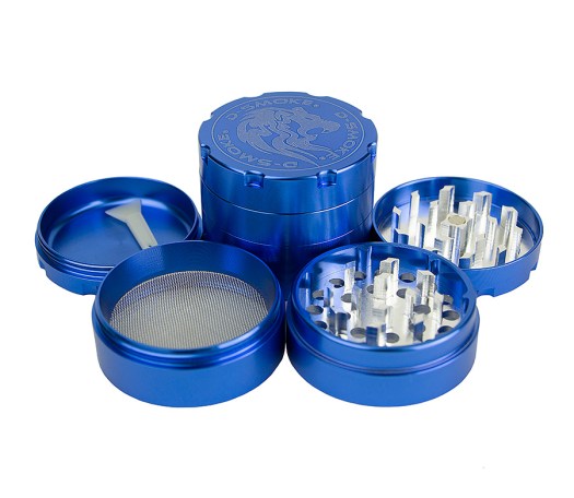 D-SMOKE HQ 4-Parts Grinder Blue incl. Velvet Bag - Waterpijp-bong.nl